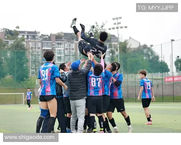 足球明星齐心协力捐款助力儿童成长与梦想实现