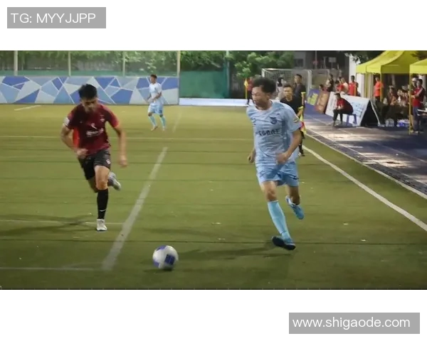 上海足球明星有哪些人及其精彩瞬间的图片分享